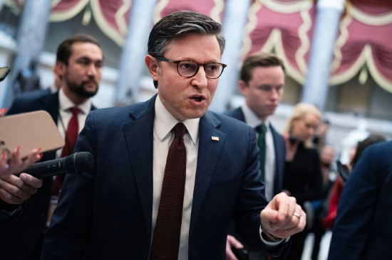 可信的配资平台 约翰逊驳斥共和党濒危议员对医保问题的担忧